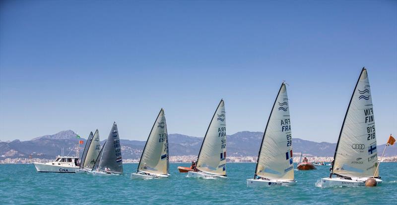 Finn medal race at ISAF Sailing World Cup Mallorca - photo © Martinez Studio / Sofia